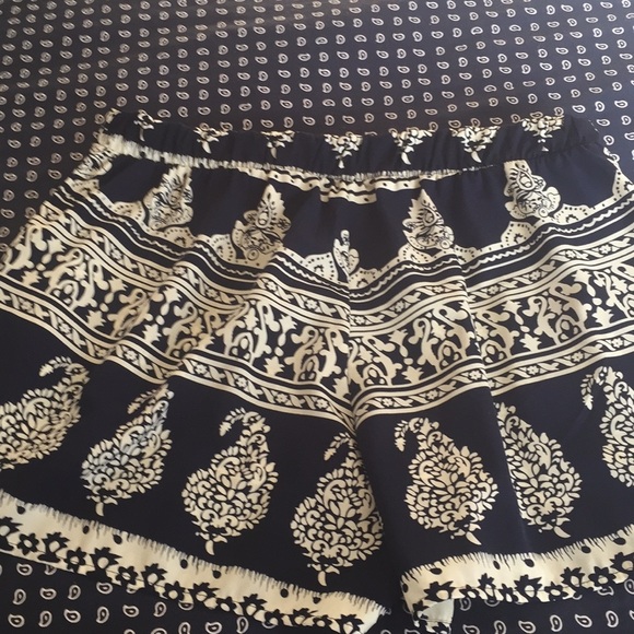 Shorts.  100% polyester. - Picture 3 of 3